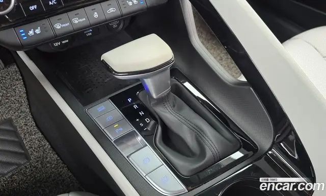 Hyundai Avante 2022 1.6 автомат (гидро), миниатюра 9