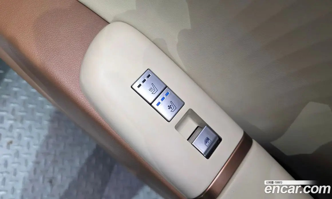 Hyundai Grandeur 2023 3.5 автомат (гидро), фото 19