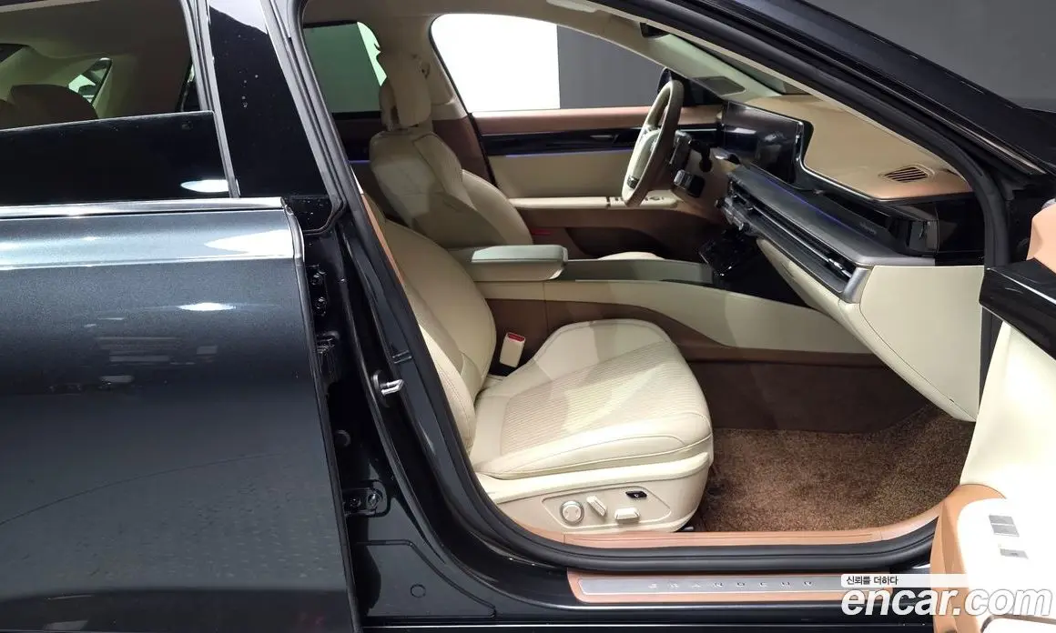 Hyundai Grandeur 2023 3.5 автомат (гидро), фото 10