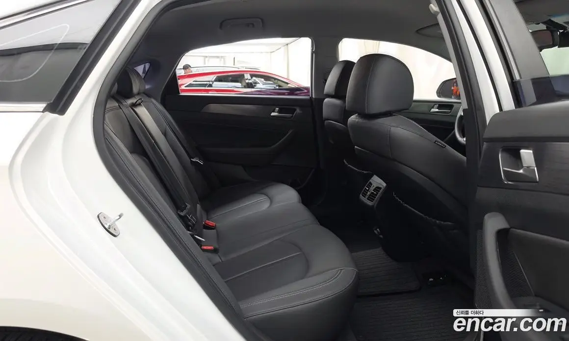 Hyundai Sonata 2018 2.0 автомат (гидро), фото 12