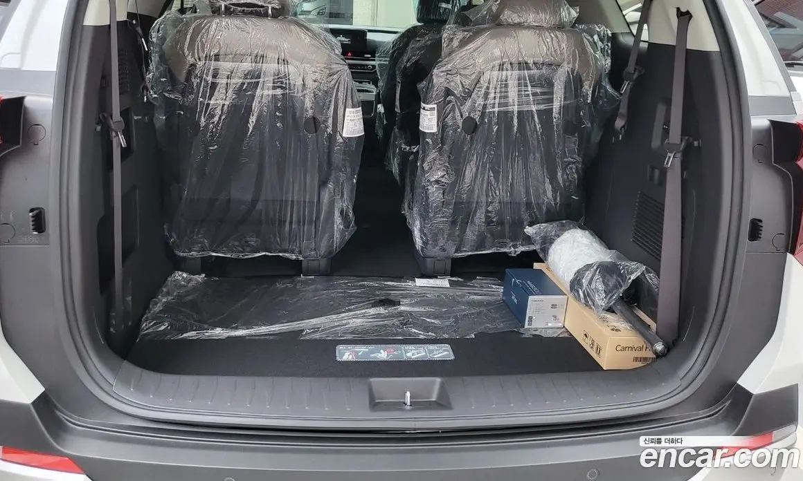 Kia Carnival 2026 1.6 автомат (гидро), фото 4 Kia Carnival 2026 1.6 автомат (гидро), фото 4