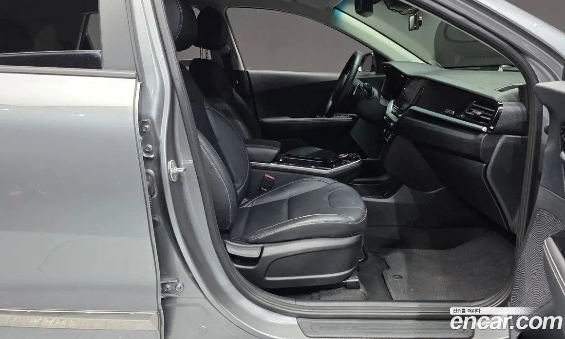 Kia Niro 2021 0.2 автомат (гидро), фото 11 Kia Niro 2021 0.2 автомат (гидро), фото 11