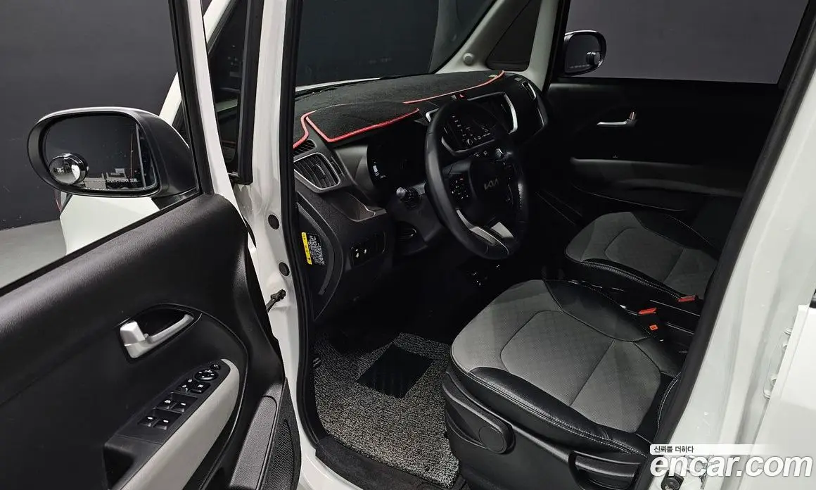 Kia Ray 2021 1.0 автомат (гидро), фото 11