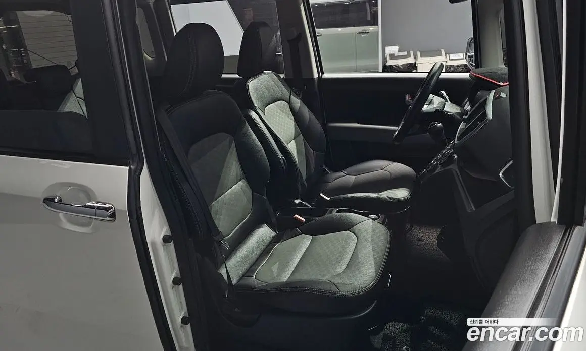 Kia Ray 2021 1.0 автомат (гидро), фото 10