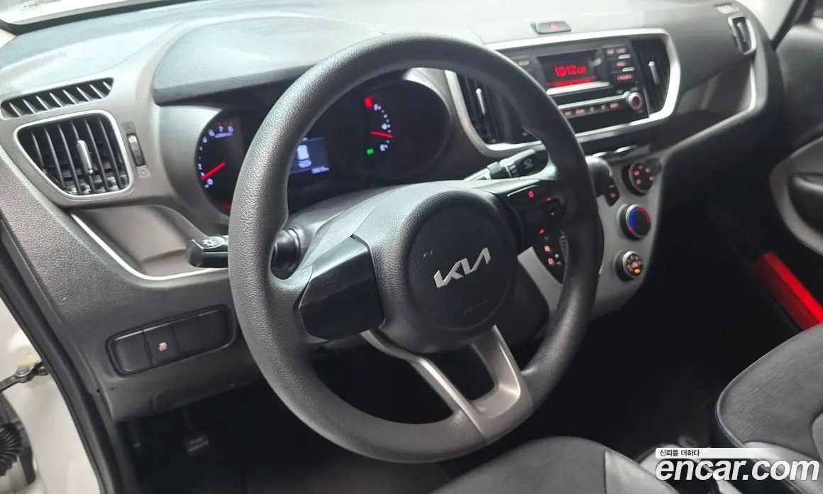 Kia Ray 2022 1.0 автомат (гидро), фото 13