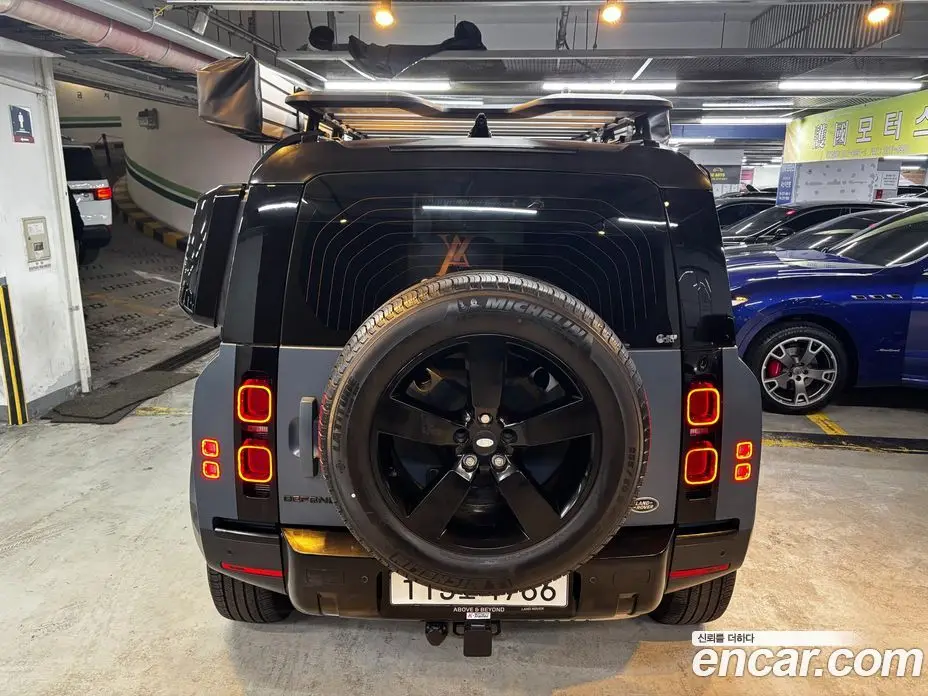 Land Rover Defender 2021 3.0 автомат (гидро), фото 4