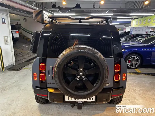 Land Rover Defender 2021 3.0 автомат (гидро), миниатюра 4