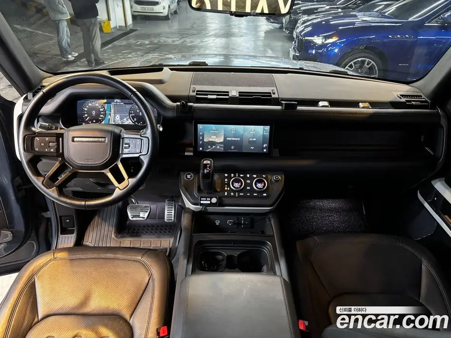 Land Rover Defender 2021 3.0 автомат (гидро), фото 7
