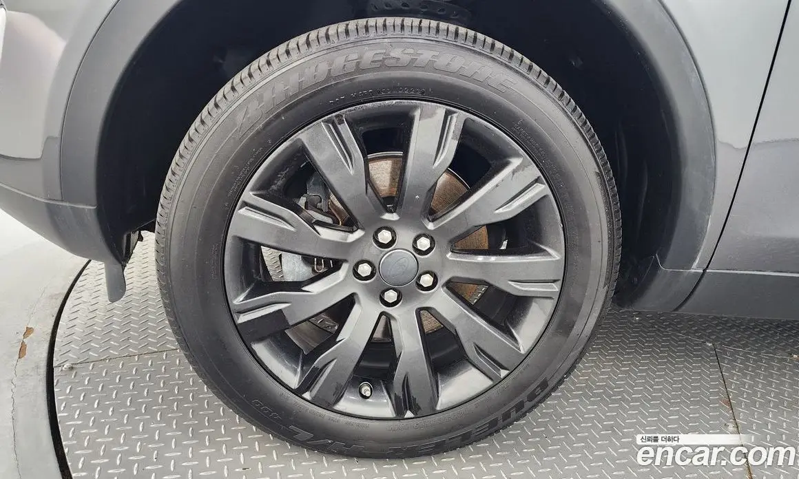 Land Rover Discovery Sport 2016 2.0 автомат (гидро), фото 5 Land Rover Discovery Sport 2016 2.0 автомат (гидро), фото 5