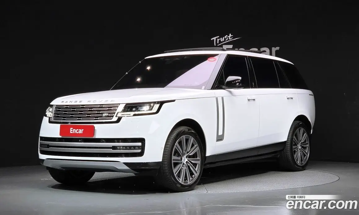 Land Rover Range Rover 2022 4.4 автомат (гидро), фото 1 Land Rover Range Rover 2022 4.4 автомат (гидро), фото 1