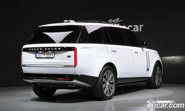 Land Rover Range Rover 2022 4.4 автомат (гидро), миниатюра 2 Land Rover Range Rover 2022 4.4 автомат (гидро), миниатюра 2
