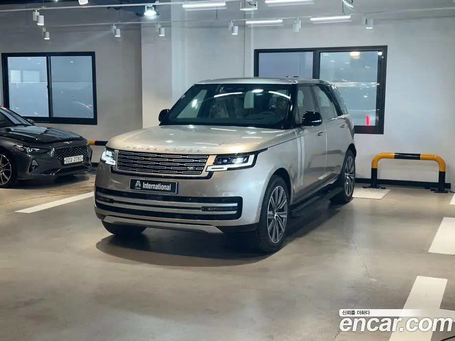 Land Rover Range Rover 2026 4.4 автомат (гидро), фото 4 Land Rover Range Rover 2026 4.4 автомат (гидро), фото 4