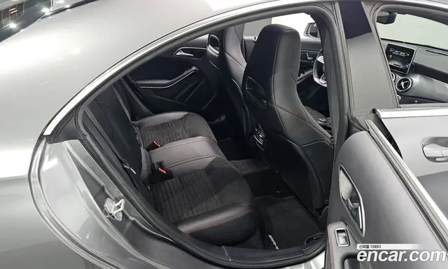 Mercedes-Benz CLA-Class 2017 2.0 автомат (гидро), миниатюра 11 Mercedes-Benz CLA-Class 2017 2.0 автомат (гидро), миниатюра 11