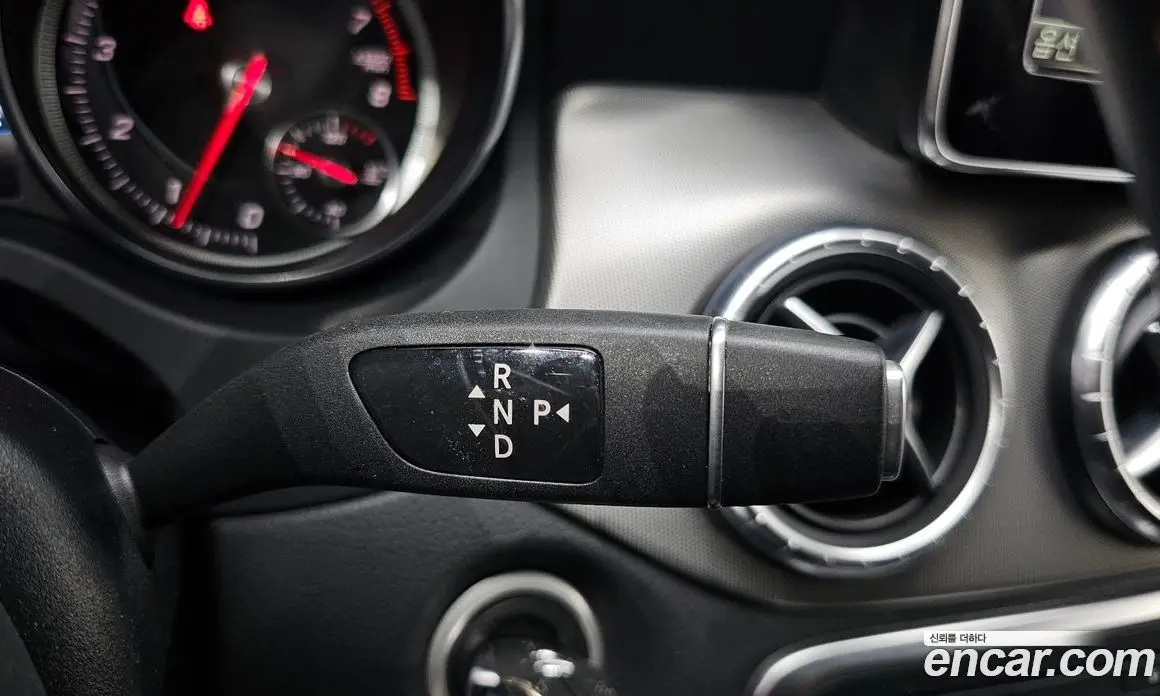 Mercedes-Benz CLA-Class 2017 2.0 автомат (гидро), фото 9 Mercedes-Benz CLA-Class 2017 2.0 автомат (гидро), фото 9