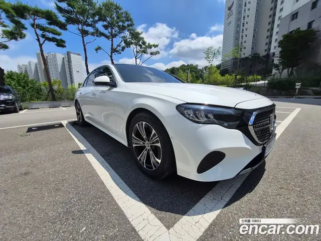 Mercedes-Benz E-Class 2025 2.0 автомат (гидро), миниатюра 10