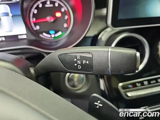 Mercedes-Benz GLC-Class 2019 2.0 автомат (гидро), миниатюра 8