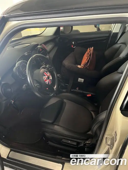 Mini Cooper 2016 1.5 автомат (гидро), фото 5