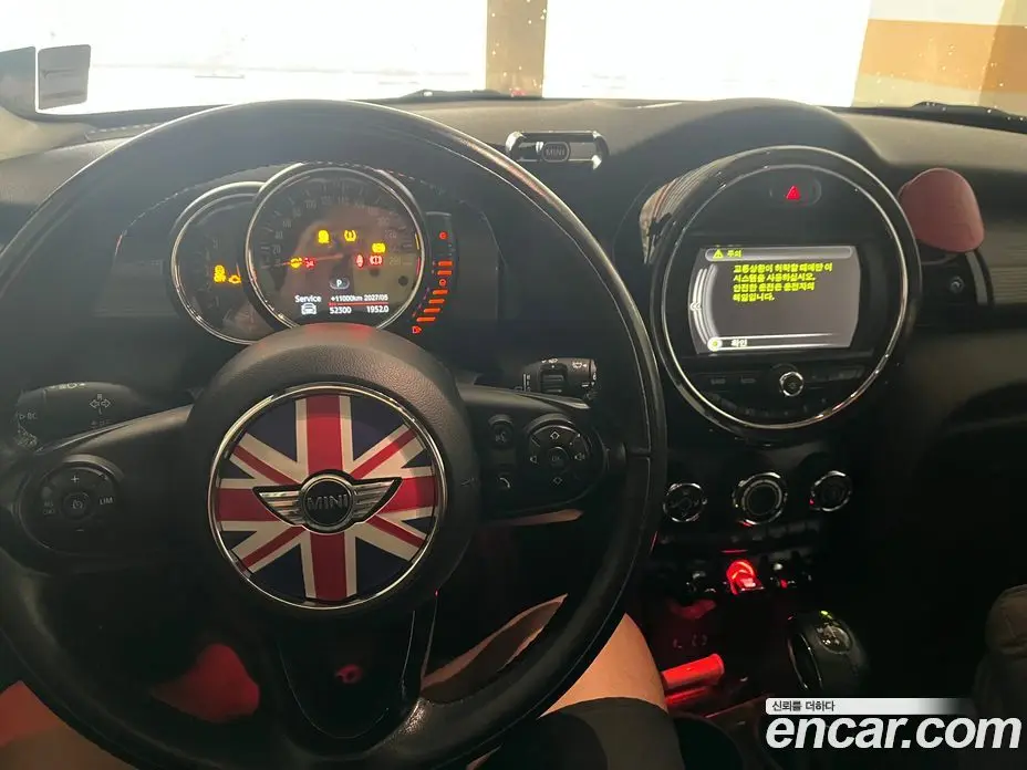Mini Cooper 2016 1.5 автомат (гидро), фото 6