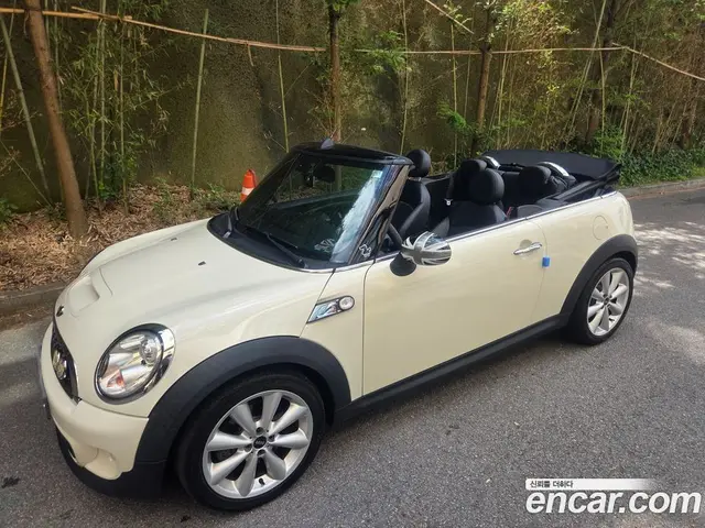 Mini Cooper Convertible, 2012, 132 400 км