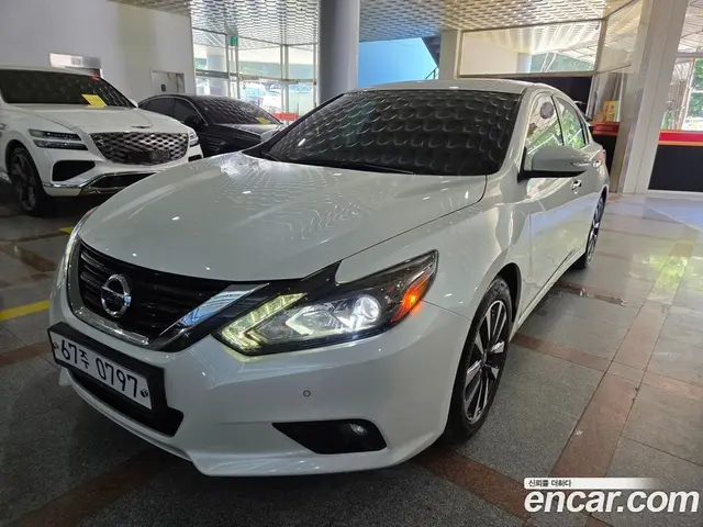 Nissan Altima, 2016, 73 337 км