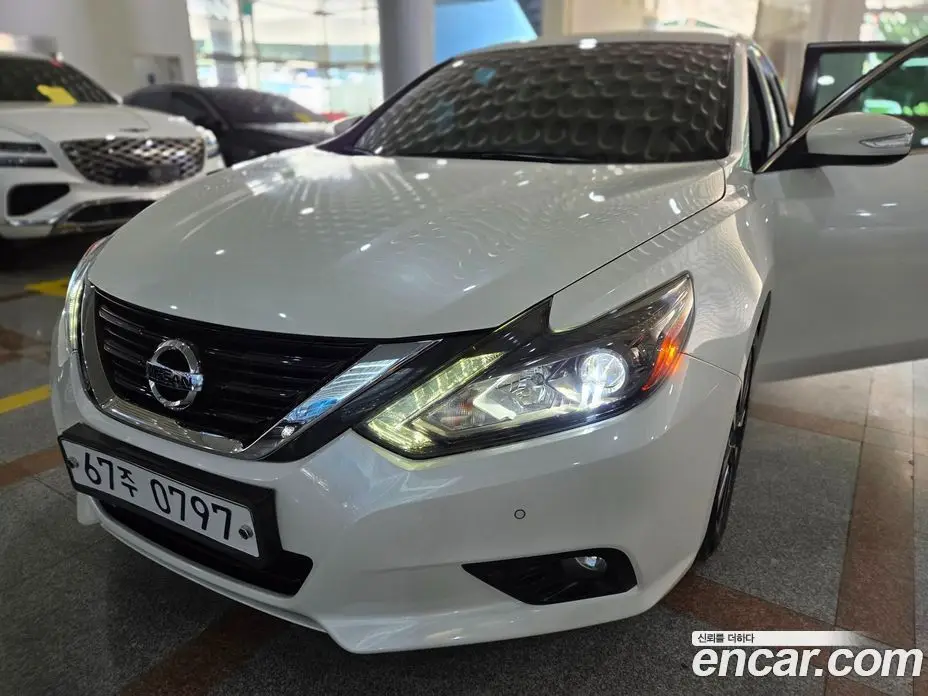 Nissan Altima 2016 2.5 автомат (гидро), фото 19