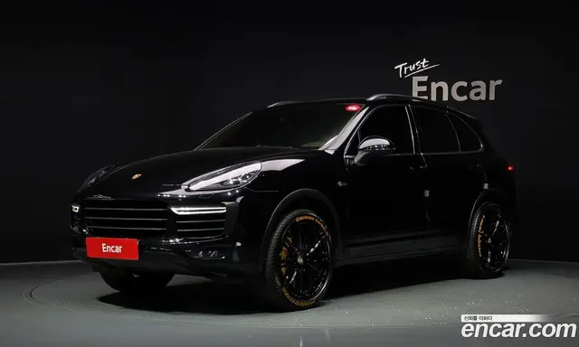 Porsche Cayenne, 2015, 169 954 км