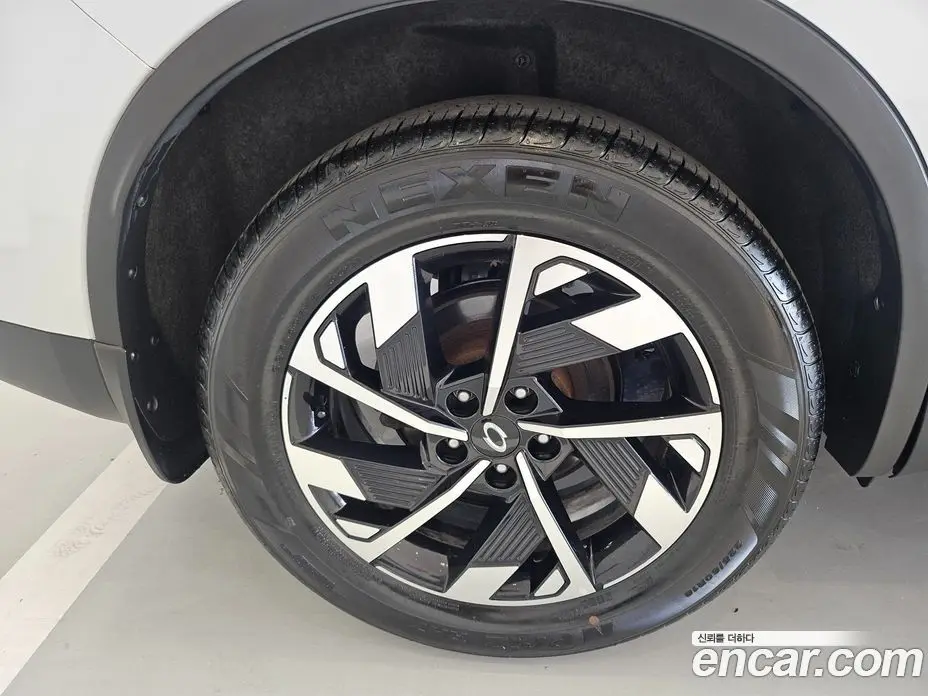 Renault (Samsung) QM6 2023 2.0 автомат (гидро), фото 16