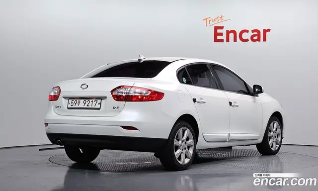 Renault (Samsung) SM3 2010 1.6 автомат (гидро), миниатюра 2 Renault (Samsung) SM3 2010 1.6 автомат (гидро), миниатюра 2