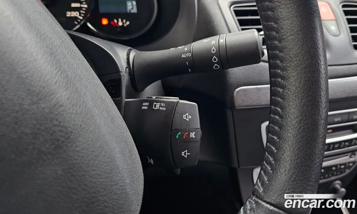 Renault (Samsung) SM3 2010 1.6 автомат (гидро), фото 19 Renault (Samsung) SM3 2010 1.6 автомат (гидро), фото 19