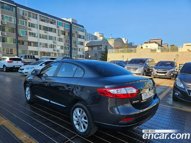 Renault (Samsung) SM3 2014 1.6 автомат (гидро), миниатюра 6 Renault (Samsung) SM3 2014 1.6 автомат (гидро), миниатюра 6