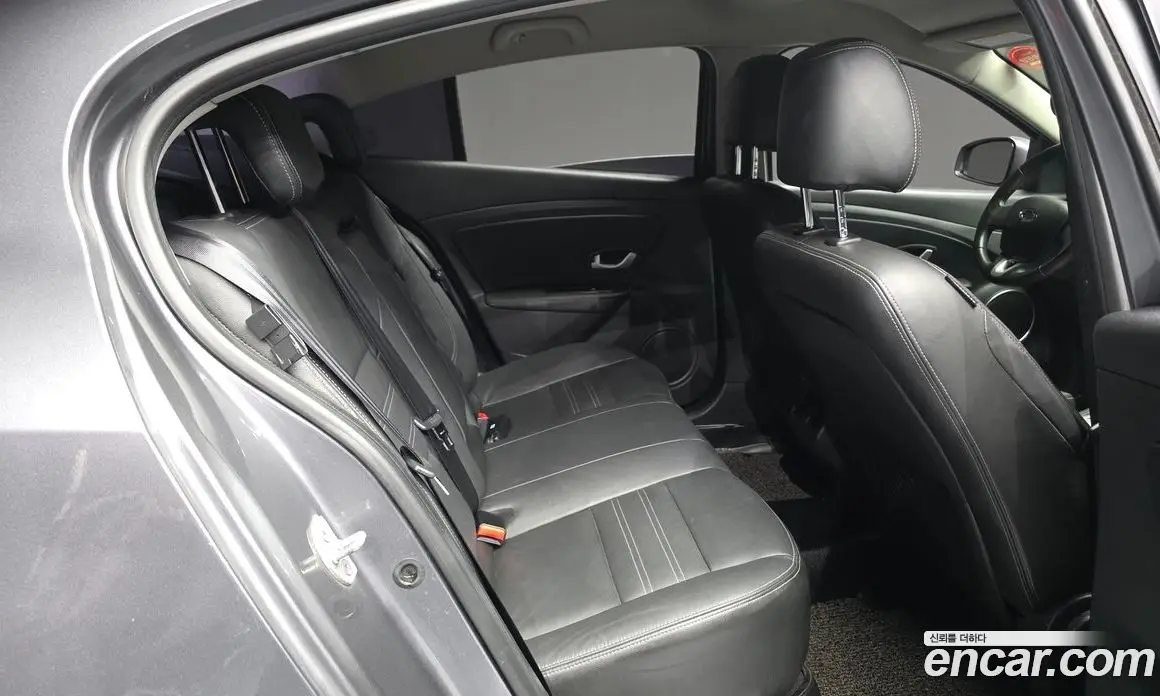 Renault (Samsung) SM3 2016 1.5 автомат (гидро), фото 12 Renault (Samsung) SM3 2016 1.5 автомат (гидро), фото 12