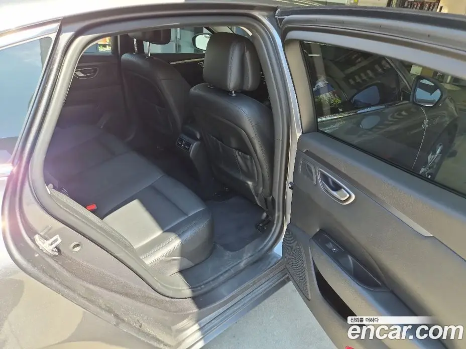 Renault (Samsung) SM6 2020 2.0 автомат (гидро), фото 10 Renault (Samsung) SM6 2020 2.0 автомат (гидро), фото 10