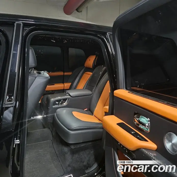 Rolls-Royce Cullinan 2024 6.7 автомат (гидро), фото 11 Rolls-Royce Cullinan 2024 6.7 автомат (гидро), фото 11