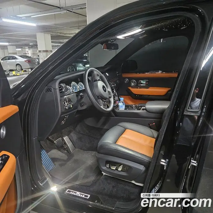 Rolls-Royce Cullinan 2024 6.7 автомат (гидро), фото 7 Rolls-Royce Cullinan 2024 6.7 автомат (гидро), фото 7