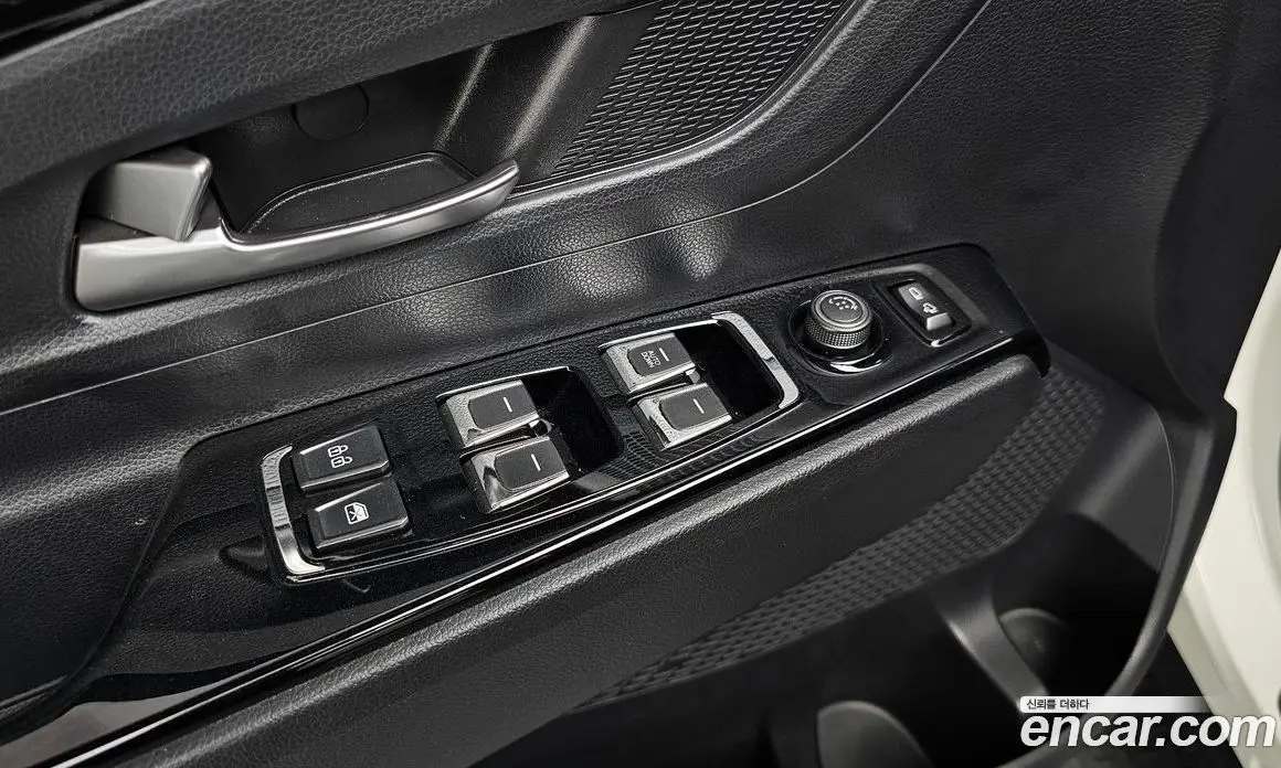 SsangYong Korando 2020 1.5 автомат (гидро), фото 17