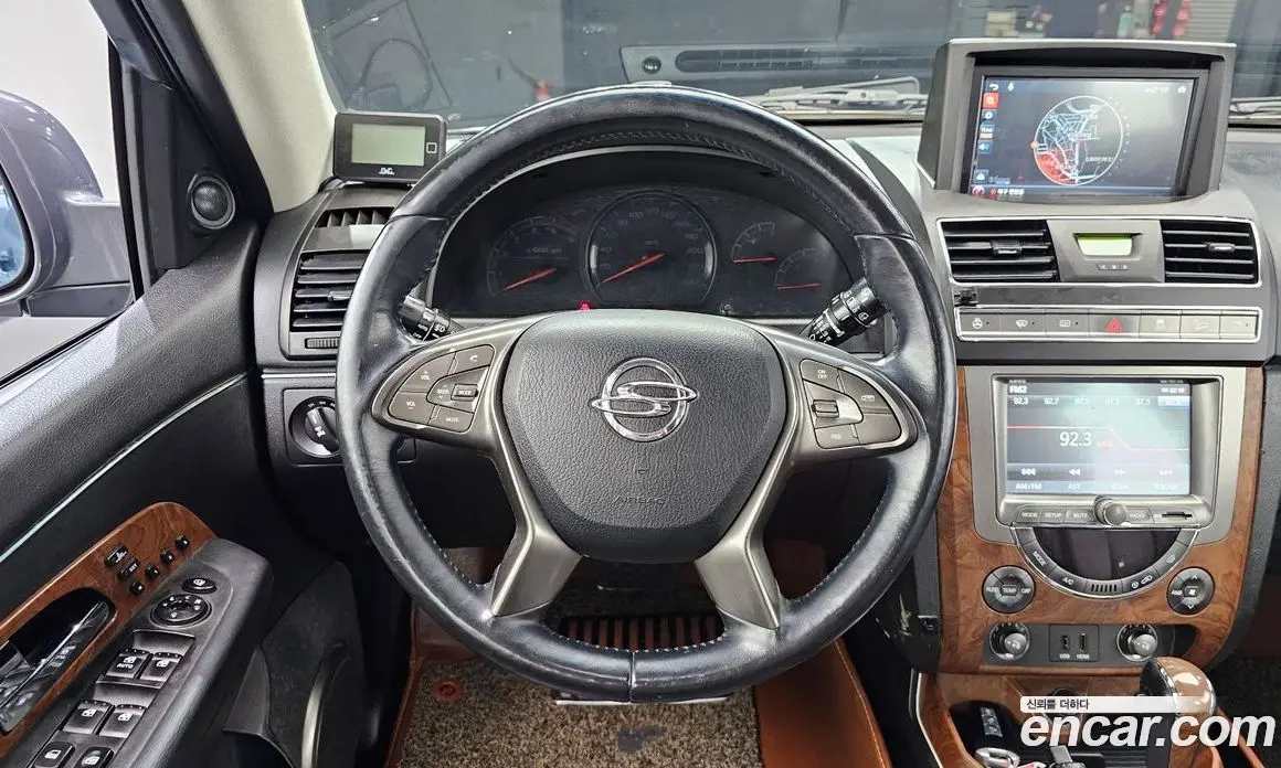 SsangYong Rexton 2015 2.2 автомат (гидро), фото 12 SsangYong Rexton 2015 2.2 автомат (гидро), фото 12