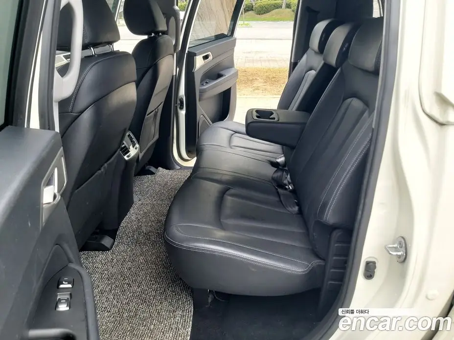 SsangYong Rexton 2019 2.2 автомат (гидро), фото 12