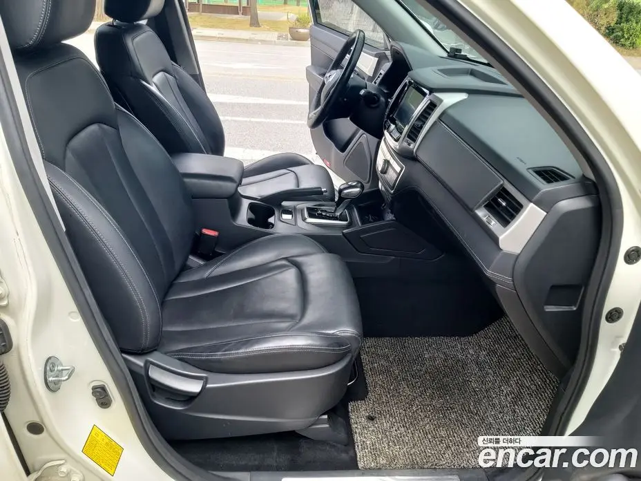 SsangYong Rexton 2019 2.2 автомат (гидро), фото 15