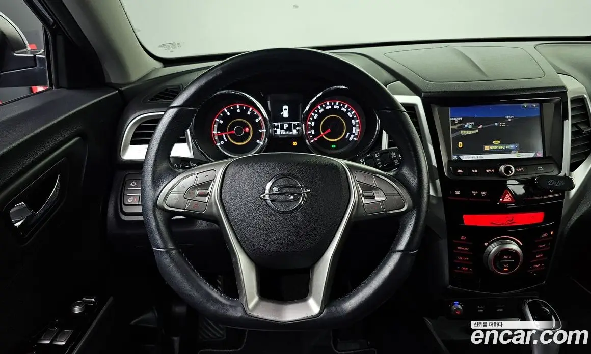 SsangYong TIBOLI 2015 1.6 автомат (гидро), фото 13