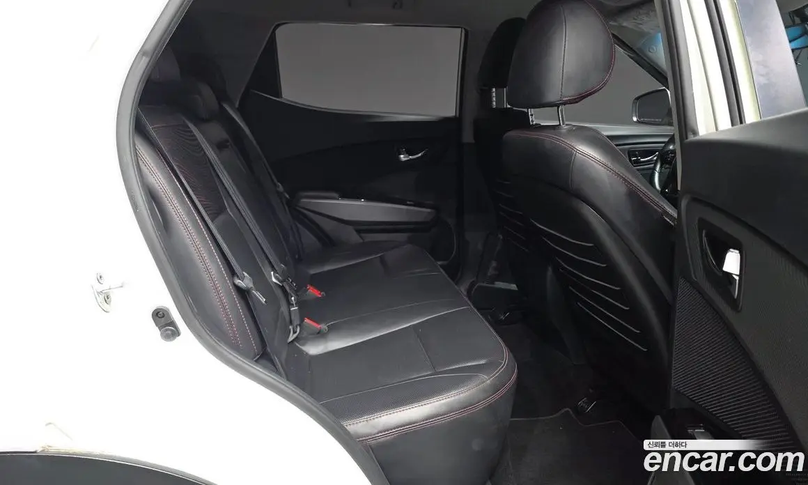 SsangYong TIBOLI 2018 1.6 автомат (гидро), фото 12
