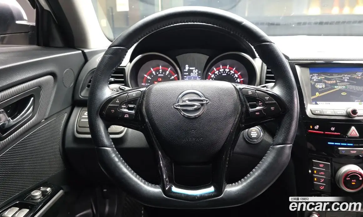 SsangYong TIBOLI 2018 1.6 автомат (гидро), фото 13