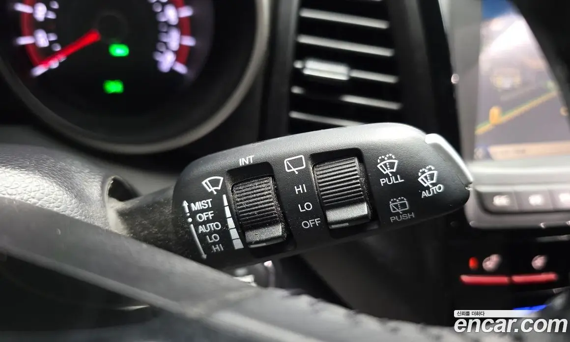 SsangYong TIBOLI 2018 1.6 автомат (гидро), фото 17