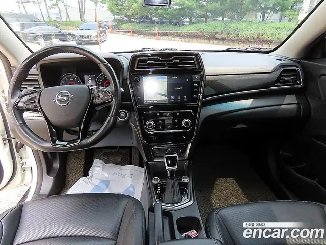 SsangYong TIBOLI 2021 1.5 автомат (гидро), миниатюра 5