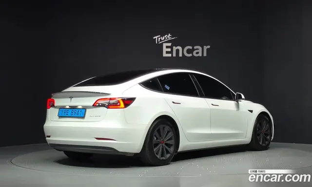 Tesla Model 3 2021 0.2 автомат (гидро), миниатюра 2