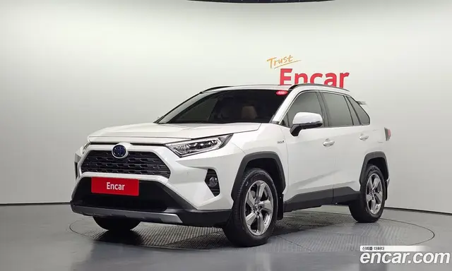 Toyota RAV4, 2019, 142 397 км