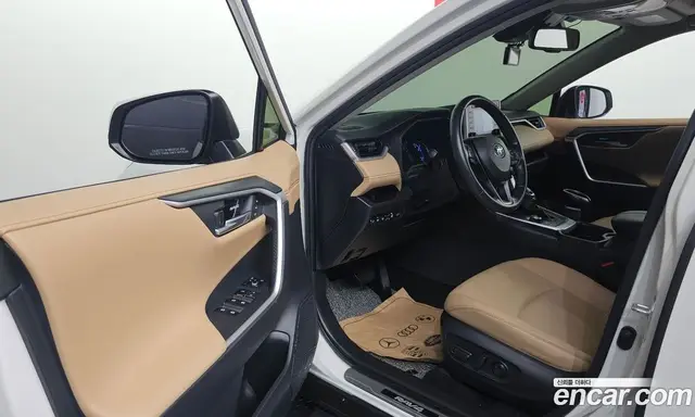 Toyota RAV4 2019 2.5 автомат (гидро), миниатюра 10