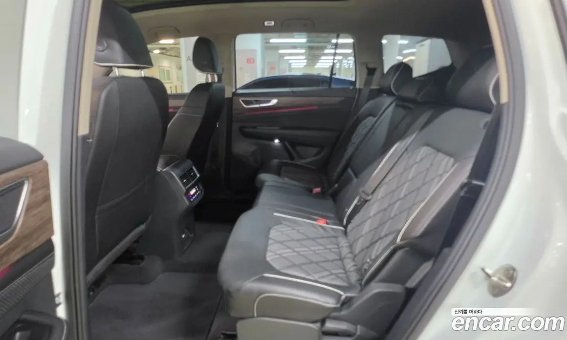 Volkswagen Atlas 2025 2.0 автомат (гидро), фото 13 Volkswagen Atlas 2025 2.0 автомат (гидро), фото 13