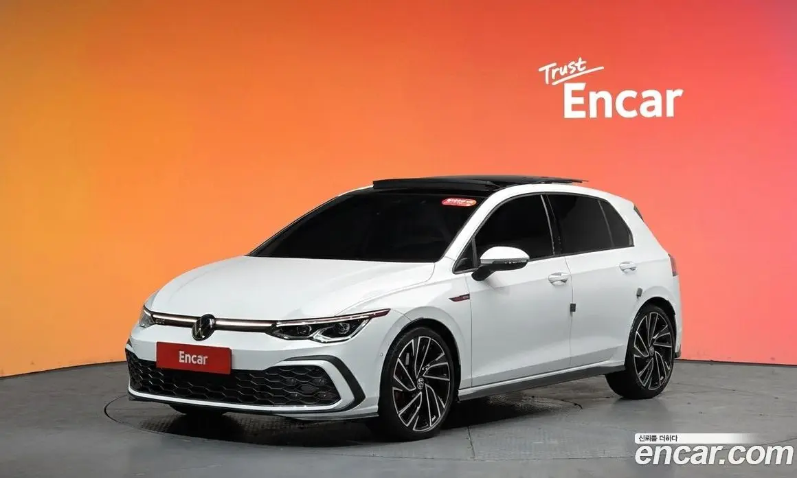 Volkswagen Golf 2023 2.0 автомат (гидро), фото 20