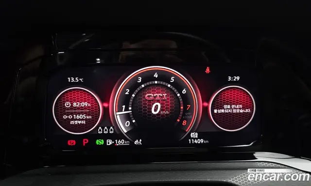 Volkswagen Golf 2023 2.0 автомат (гидро), миниатюра 7