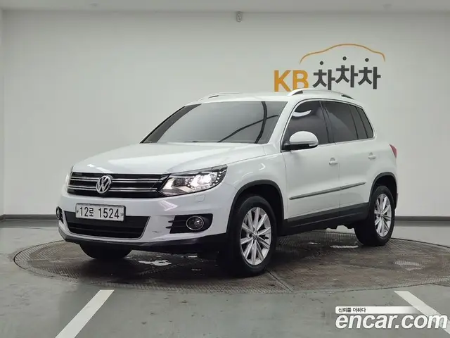 Volkswagen Tiguan, 2015, 211 001 км